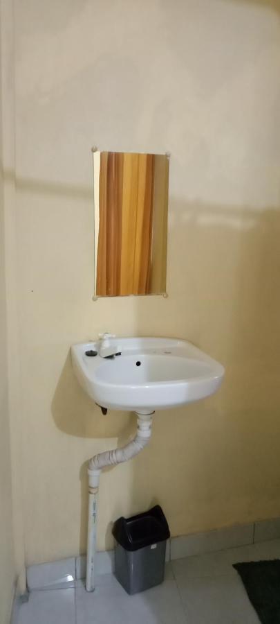 Honey Home Kuta  외부 사진