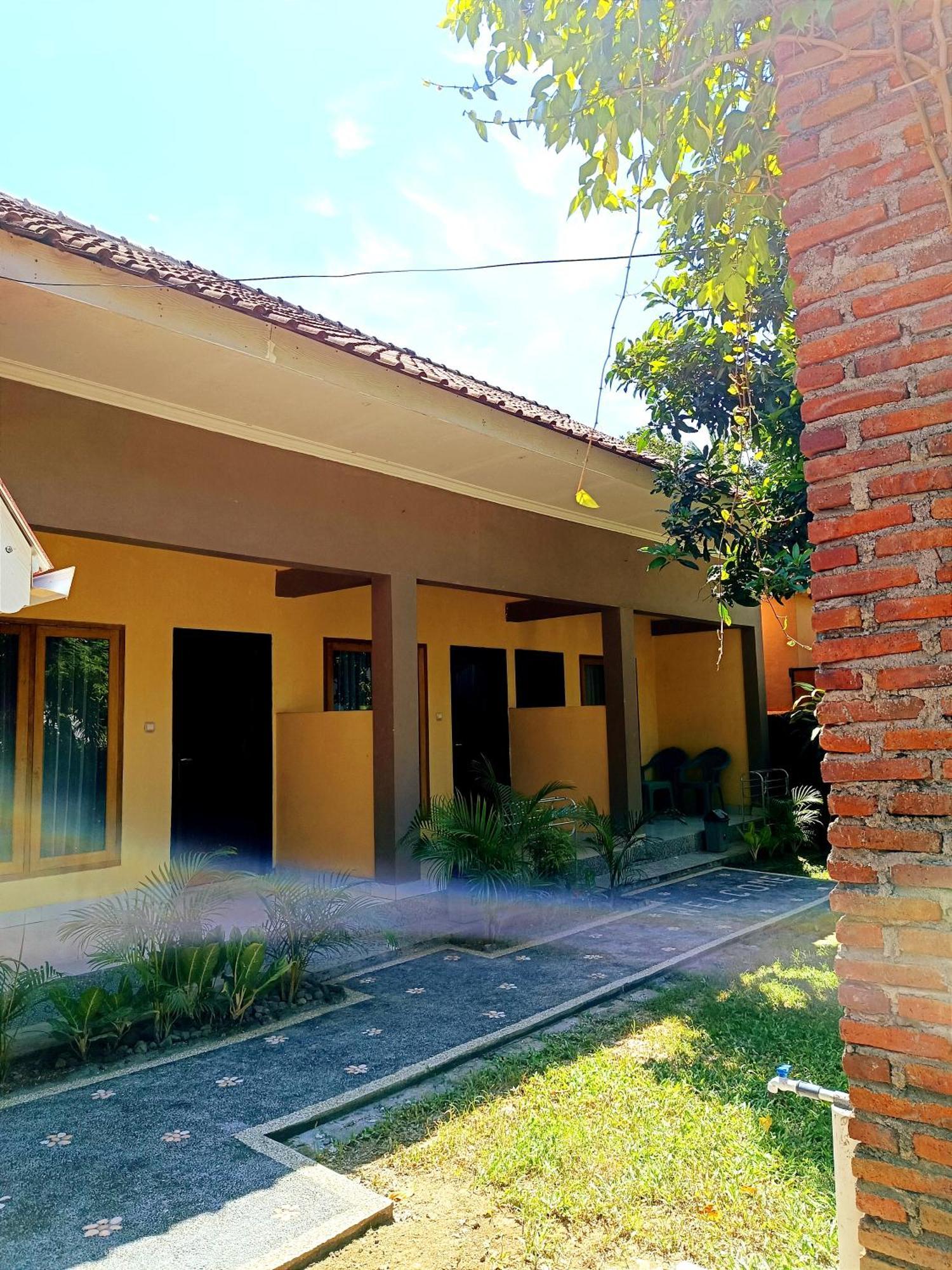 Honey Home Kuta  외부 사진